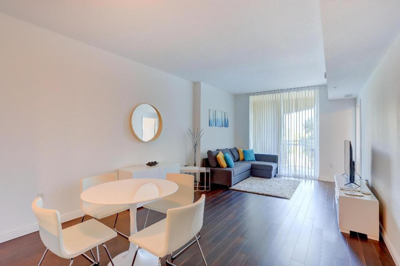 Apartment In Casa Costa Condo!Beach Pass Included بوينتون المظهر الخارجي الصورة