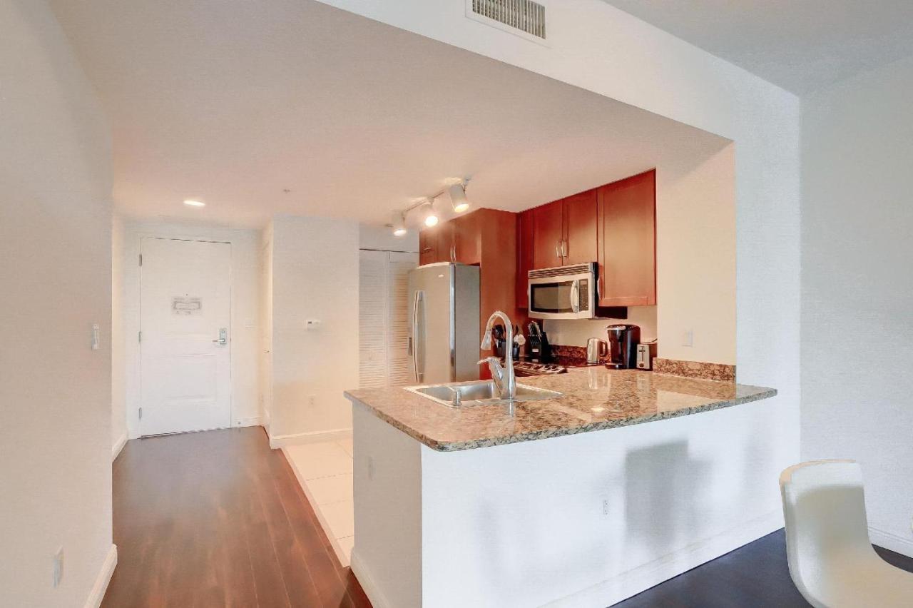 Apartment In Casa Costa Condo!Beach Pass Included بوينتون المظهر الخارجي الصورة