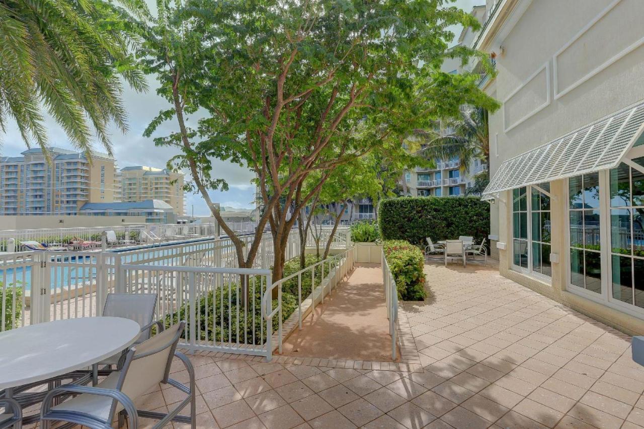 Apartment In Casa Costa Condo!Beach Pass Included بوينتون المظهر الخارجي الصورة